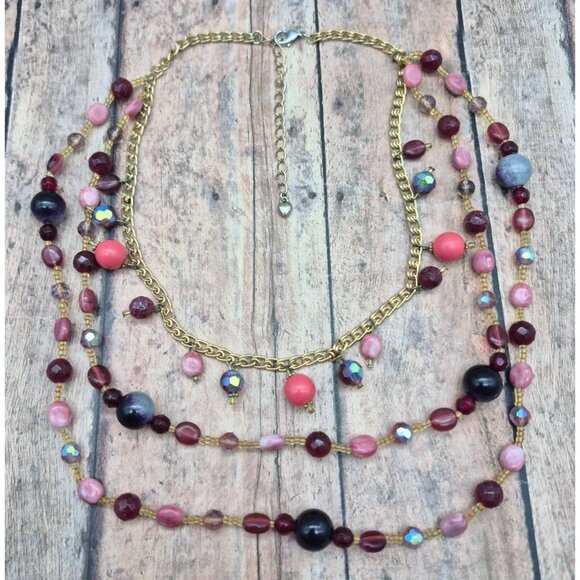 Pretty Gold Tone Multi Strand Beaded Shades of Pink Boho Necklace 19" Layered - Picture 8 of 9